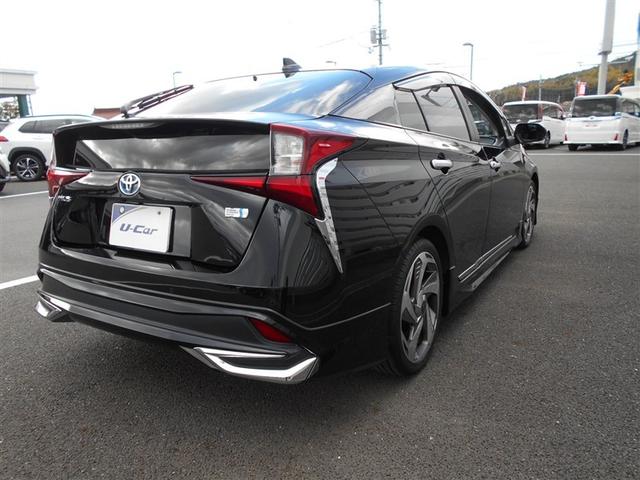 プリウス ＳセーフティプラスＩＩ　フルセグ　メモリーナビ　ＤＶＤ再生　ミュージックプレイヤー接続可　全方位カメラ　衝突被害軽減システム　ＥＴＣ　ドラレコ　ＬＥＤヘッドランプ　フルエアロ（4枚目）