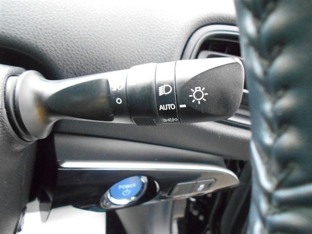 プリウス ＳセーフティプラスＩＩ　フルセグ　メモリーナビ　ＤＶＤ再生　ミュージックプレイヤー接続可　全方位カメラ　衝突被害軽減システム　ＥＴＣ　ドラレコ　ＬＥＤヘッドランプ　フルエアロ（15枚目）