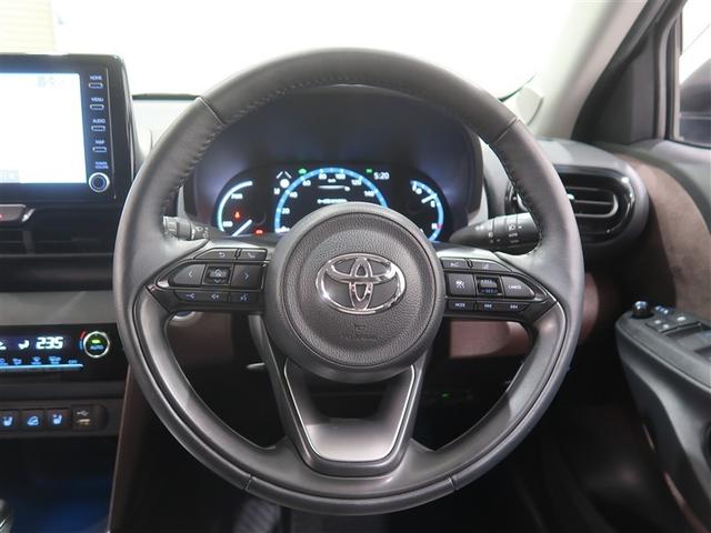 ヤリスクロス ハイブリッドＺ　４ＷＤ　フルセグ　ミュージックプレイヤー接続可　バックカメラ　衝突被害軽減システム　ＥＴＣ　ＬＥＤヘッドランプ　ワンオーナー（6枚目）