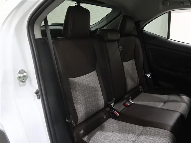 ヤリスクロス ハイブリッドＺ　４ＷＤ　フルセグ　ミュージックプレイヤー接続可　バックカメラ　衝突被害軽減システム　ＥＴＣ　ＬＥＤヘッドランプ　ワンオーナー（12枚目）