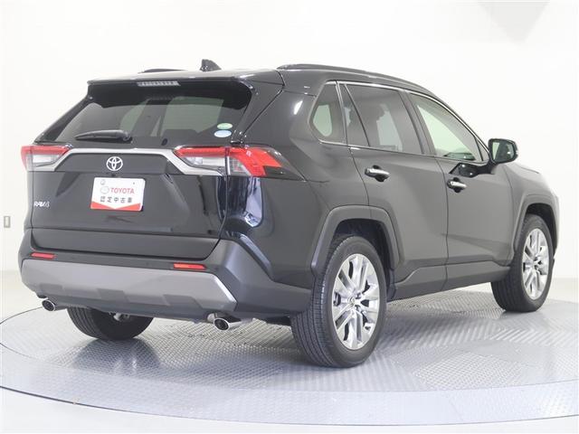 ＲＡＶ４ Ｇ　Ｚパッケージ　サンルーフ　４ＷＤ　フルセグ　メモリーナビ　ＤＶＤ再生　ミュージックプレイヤー接続可　バックカメラ　衝突被害軽減システム　ＥＴＣ　ドラレコ　ＬＥＤヘッドランプ　記録簿（4枚目）