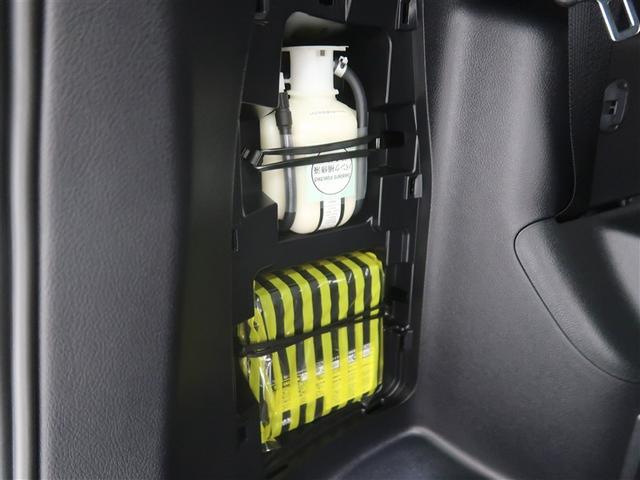 エスクァイア ハイブリッドGi プレミアムパッケージ フルセグ メモリーナビ DVD再生 ミュージックプレイヤー接続可 バックカメラ 衝突被害軽減システム ETC ドラレコ 両側電動スライド LEDヘッドランプ 乗車定員7人 3列シート ワンオーナー(18枚目)