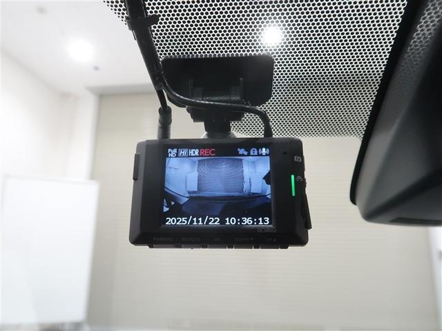 アクア Ｓスタイルブラック　フルセグ　メモリーナビ　ＤＶＤ再生　ミュージックプレイヤー接続可　バックカメラ　衝突被害軽減システム　ＥＴＣ　ドラレコ　ＬＥＤヘッドランプ（11枚目）