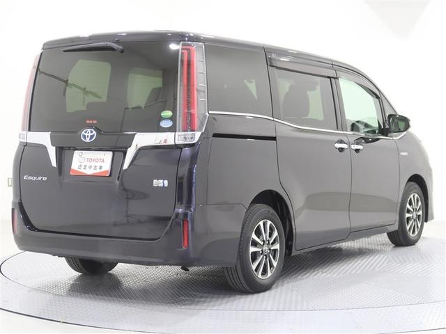 エスクァイア ＧＩプレミアムＰ　フルセグ　メモリーナビ　ＤＶＤ再生　ミュージックプレイヤー接続可　後席モニター　バックカメラ　衝突被害軽減システム　ＥＴＣ　ドラレコ　両側電動スライド　ＬＥＤヘッドランプ　乗車定員７人　３列シート（4枚目）