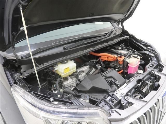 エスクァイア ＧＩプレミアムＰ　フルセグ　メモリーナビ　ＤＶＤ再生　ミュージックプレイヤー接続可　後席モニター　バックカメラ　衝突被害軽減システム　ＥＴＣ　ドラレコ　両側電動スライド　ＬＥＤヘッドランプ　乗車定員７人　３列シート（17枚目）