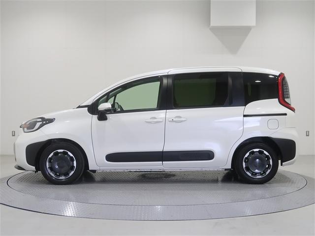 シエンタ ハイブリッドＺ　フルセグ　メモリーナビ　ミュージックプレイヤー接続可　後席モニター　バックカメラ　衝突被害軽減システム　ＥＴＣ　両側電動スライド　ＬＥＤヘッドランプ　乗車定員７人　３列シート（3枚目）