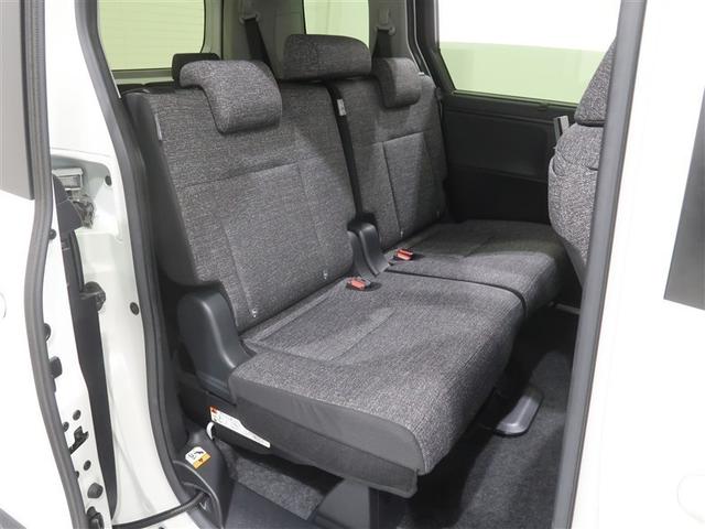 シエンタ ハイブリッドＺ　フルセグ　メモリーナビ　ミュージックプレイヤー接続可　後席モニター　バックカメラ　衝突被害軽減システム　ＥＴＣ　両側電動スライド　ＬＥＤヘッドランプ　乗車定員７人　３列シート（14枚目）