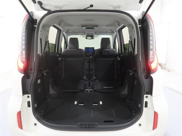 シエンタ ハイブリッドＺ　フルセグ　メモリーナビ　ミュージックプレイヤー接続可　後席モニター　バックカメラ　衝突被害軽減システム　ＥＴＣ　両側電動スライド　ＬＥＤヘッドランプ　乗車定員７人　３列シート（17枚目）