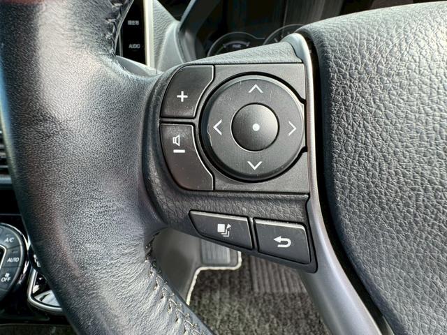ヴォクシー ハイブリッドＺＳ　煌　モデリスタ　フリップダウンモニター　両側パワースライドドア　運転席・助手席シートヒーター　クルーズコントロール（8枚目）