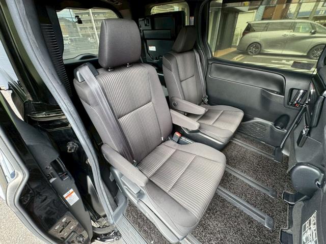 ヴォクシー ハイブリッドＺＳ　煌　モデリスタ　フリップダウンモニター　両側パワースライドドア　運転席・助手席シートヒーター　クルーズコントロール（25枚目）