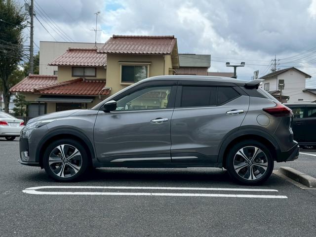 キックス X アラウンドビューモニター ETC クルーズコントロール インテリジェントルームミラー スマートキー プッシュスタート ルーフスポイラー 純正ナビ Bluetooth TV(35枚目)