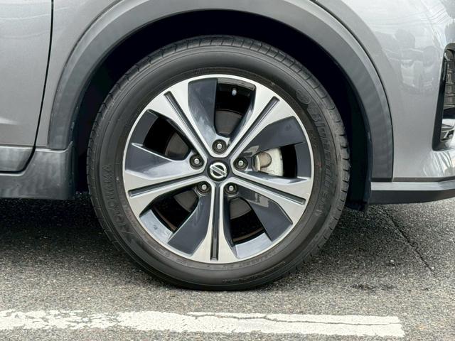 キックス X アラウンドビューモニター ETC クルーズコントロール インテリジェントルームミラー スマートキー プッシュスタート ルーフスポイラー 純正ナビ Bluetooth TV(43枚目)