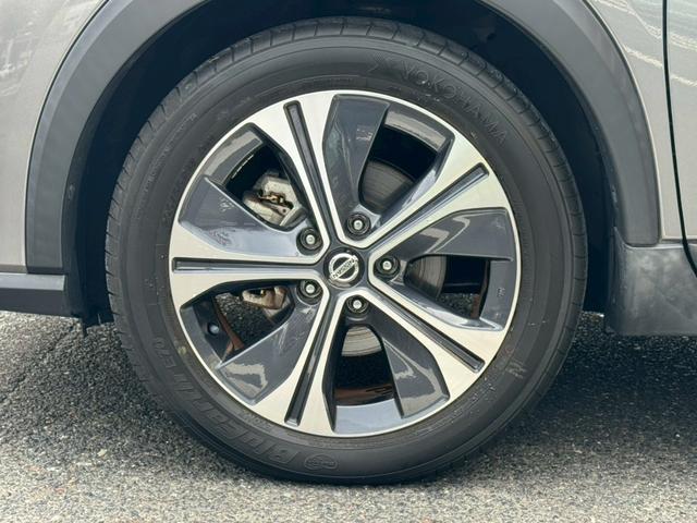 キックス X アラウンドビューモニター ETC クルーズコントロール インテリジェントルームミラー スマートキー プッシュスタート ルーフスポイラー 純正ナビ Bluetooth TV(45枚目)