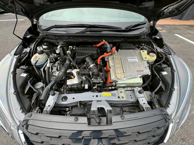 キックス X アラウンドビューモニター ETC クルーズコントロール インテリジェントルームミラー スマートキー プッシュスタート ルーフスポイラー 純正ナビ Bluetooth TV(49枚目)