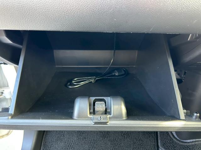 ワゴンR ハイブリッドFX ディスプレイオーディオ バックカメラ プッシュスタート スマートキー ドラレコ前後 オートエアコン(29枚目)