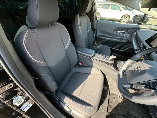 プリウス Ｇ　パノラミックビューモニター　レーダークルーズコントロール　ＥＴＣ２．０　運転席・助手席シートヒーター　ＴＶ　電動パーキングブレーキ　ＴＶ　プッシュスタート　スマートキー　ＡＣ１００Ｖ（17枚目）