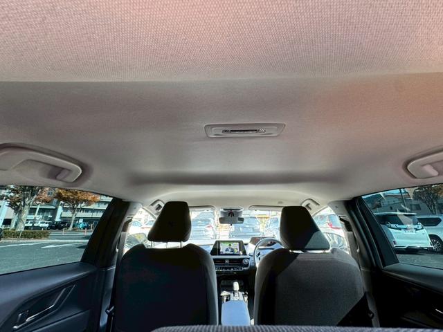 プリウス Ｇ　パノラミックビューモニター　レーダークルーズコントロール　ＥＴＣ２．０　運転席・助手席シートヒーター　ＴＶ　電動パーキングブレーキ　ＴＶ　プッシュスタート　スマートキー　ＡＣ１００Ｖ（25枚目）