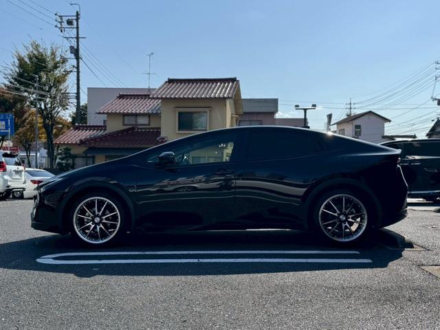 プリウス Ｇ　パノラミックビューモニター　レーダークルーズコントロール　ＥＴＣ２．０　運転席・助手席シートヒーター　ＴＶ　電動パーキングブレーキ　ＴＶ　プッシュスタート　スマートキー　ＡＣ１００Ｖ（32枚目）