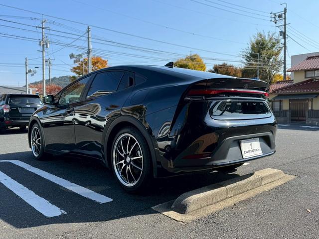 プリウス Ｇ　パノラミックビューモニター　レーダークルーズコントロール　ＥＴＣ２．０　運転席・助手席シートヒーター　ＴＶ　電動パーキングブレーキ　ＴＶ　プッシュスタート　スマートキー　ＡＣ１００Ｖ（33枚目）