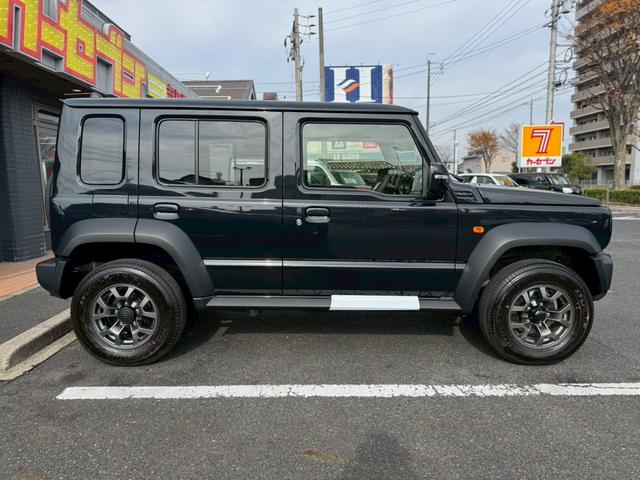 新車、自動車保険の取り扱いもございます！中古車の販売以外でもお客様の事を第一に考え、最前のご提案をさせて頂きます。些細なことでも気兼ね無くお尋ね下さい。