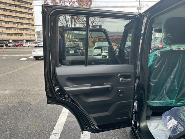 商談のタイミングによって他のお客様に売れてしまう事がございます。ご来店の際は事前にご連絡いただけましたら、すぐにお答えいたします！