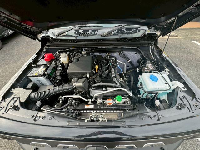 奇麗なエンジンルーム！