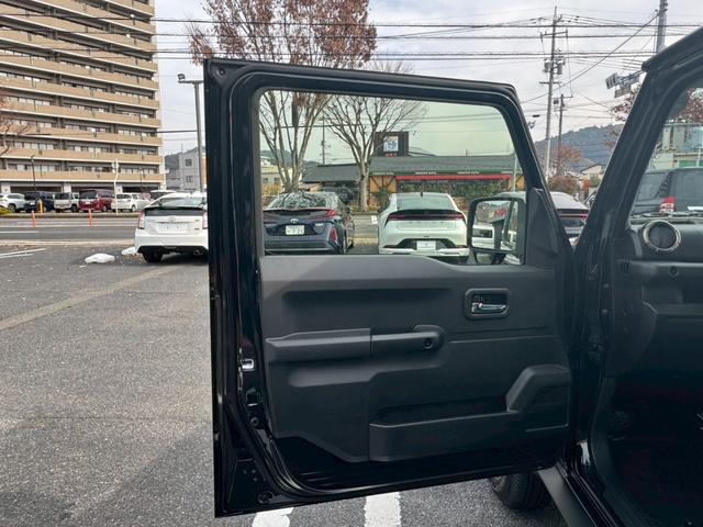 商談のタイミングによって他のお客様に売れてしまう事がございます。ご来店の際は事前にご連絡いただけましたら、すぐにお答えいたします！