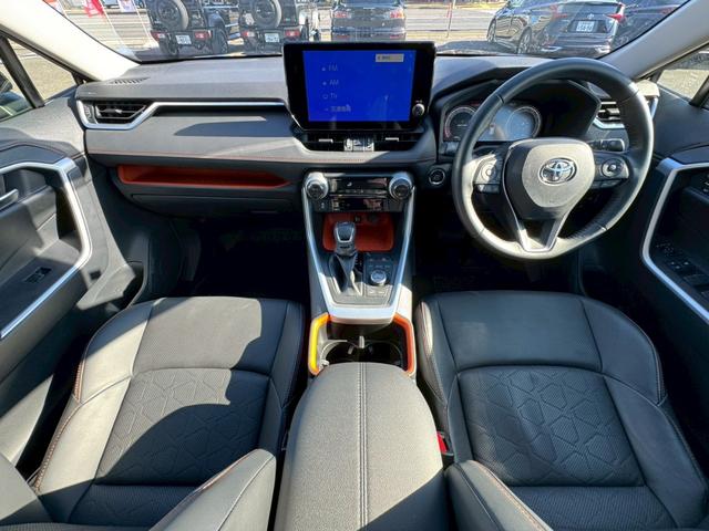 ＲＡＶ４ アドベンチャー　ＪＡＯＳエアロ　ＪＡＯＳパーツ　バックカメラ　レーダークルーズコントロール　シートヒーター　シートベンチレーション　ステアリングヒーター　ＥＴＣ２．０　ＴＶ（5枚目）