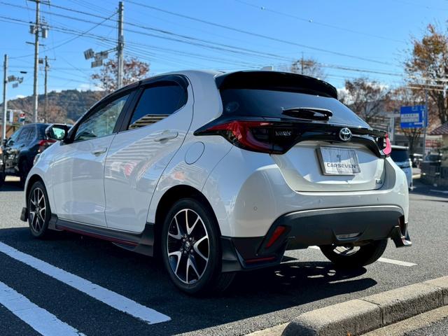 ヤリス ハイブリッドＺ　パノラミックビューモニター　運転席・助手席シートヒーター　エアロ　クルコン　ドラレコ　ＥＴＣ　スマートキー　ＣＤ／ＤＶＤ（30枚目）