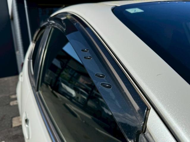 ヤリス ハイブリッドＺ　パノラミックビューモニター　運転席・助手席シートヒーター　エアロ　クルコン　ドラレコ　ＥＴＣ　スマートキー　ＣＤ／ＤＶＤ（36枚目）