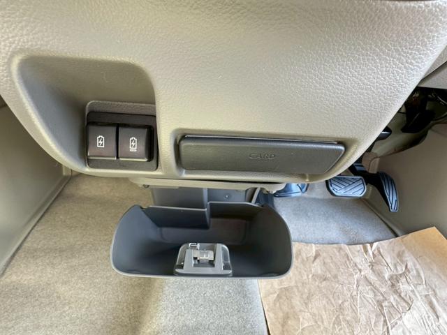 エブリイ ジョイン 4WD プッシュスタート スマートキー シートヒーター オーディオレス コーナーセンサー(13枚目)