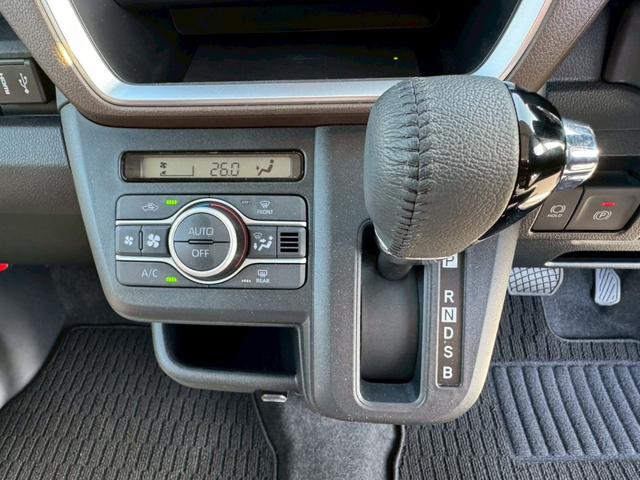 ムーヴ RS 9インチスマホ連携ディスプレイオーディオ ワイヤレス充電機能 4WD ターボ(13枚目)