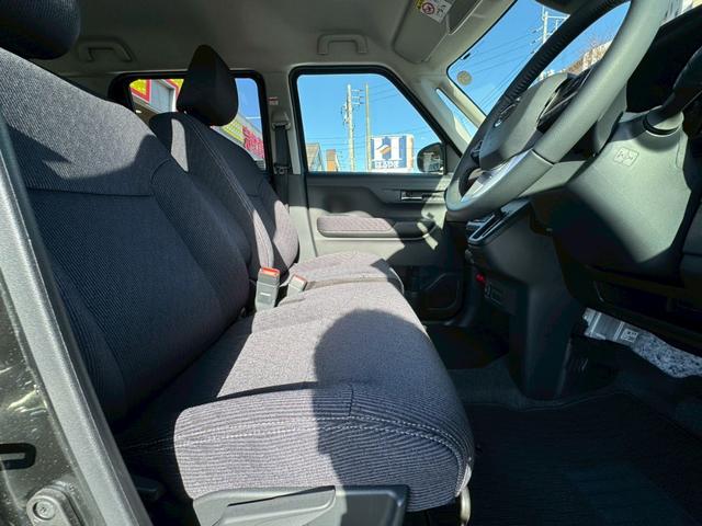 ムーヴ RS 9インチスマホ連携ディスプレイオーディオ ワイヤレス充電機能 4WD ターボ(15枚目)