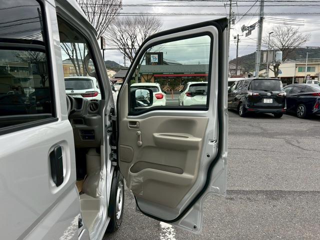 エブリイ ＰＡ　ラジオ　マニュアルエアコン　４ＷＤ（32枚目）