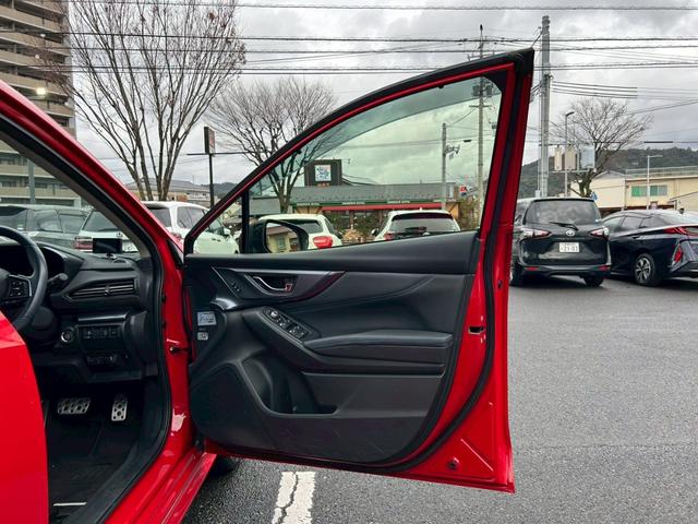 レヴォーグ ＧＴ－Ｈ　クルーズコントロール　パドルシフト　フロントカメラ　サイドカメラ　電動リアゲート　ＥＴＣ（41枚目）