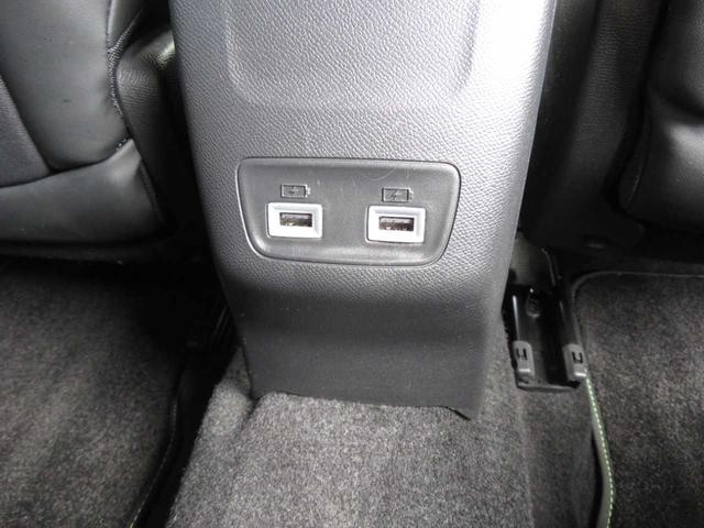 208 GTライン ターボ パノラミックガラスルーフ Rスポ 純正アルミ LEDライト ハーフレザーシート 9インチディスプレイオーディオ バックカメラ 衝突被害軽減ブレーキ BSM クルコン アイドリングS 盗難防止(13枚目)