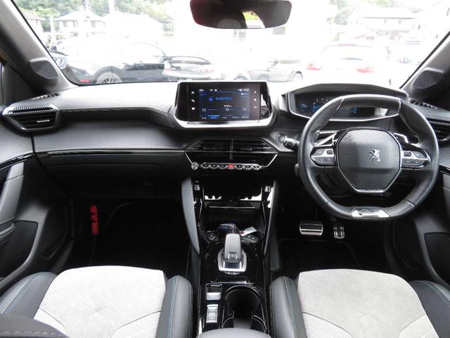 208 GTライン ターボ パノラミックガラスルーフ Rスポ 純正アルミ LEDライト ハーフレザーシート 9インチディスプレイオーディオ バックカメラ 衝突被害軽減ブレーキ BSM クルコン アイドリングS 盗難防止(16枚目)