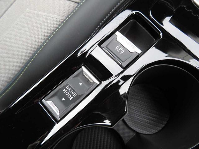 208 GTライン ターボ パノラミックガラスルーフ Rスポ 純正アルミ LEDライト ハーフレザーシート 9インチディスプレイオーディオ バックカメラ 衝突被害軽減ブレーキ BSM クルコン アイドリングS 盗難防止(19枚目)