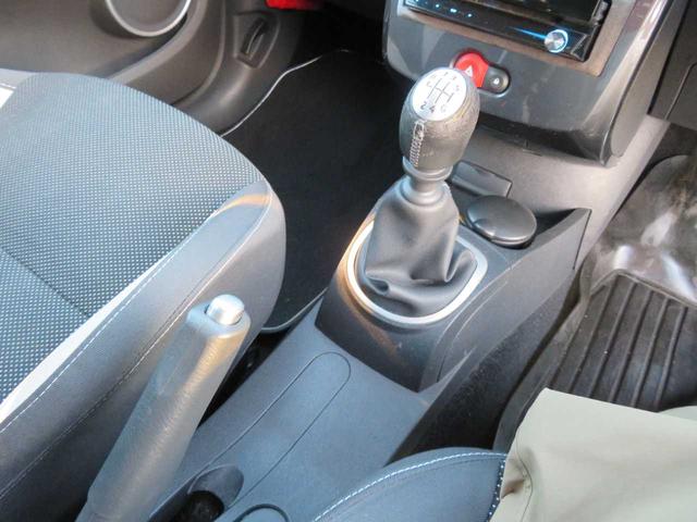 ルーテシア 　６ＭＴ　純正１７インチアルミ　ブレンボキャリパー　カロッツェリアナビＴＶ　ＥＴＣ　キーレス　パワステ　パワーウィンドウ　オートエアコン（16枚目）