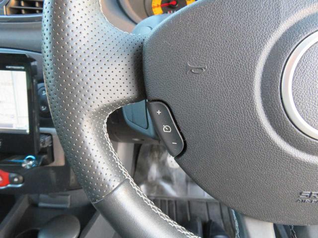 ルーテシア 　６ＭＴ　純正１７インチアルミ　ブレンボキャリパー　カロッツェリアナビＴＶ　ＥＴＣ　キーレス　パワステ　パワーウィンドウ　オートエアコン（24枚目）