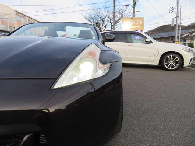 フェアレディＺ ロードスターバージョンＳＴ　電動オープン　ボルドー幌　コンビレザー　ＰＷシート　シートヒーター＋クーラー　シャレン２０ＡＷ　キャリパー　２本出マフラー　ＬＥＤテール　ＨＩＤ　デジタルミラー　３連メーター　ナビ　ＢＯＳＥサウンド（21枚目）