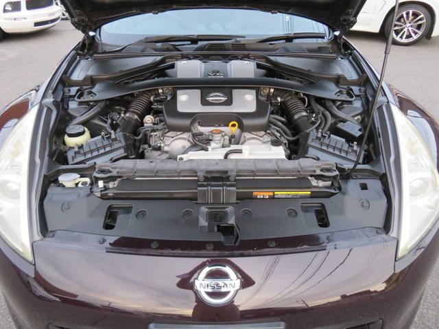 フェアレディＺ ロードスターバージョンＳＴ　電動オープン　ボルドー幌　コンビレザー　ＰＷシート　シートヒーター＋クーラー　シャレン２０ＡＷ　キャリパー　２本出マフラー　ＬＥＤテール　ＨＩＤ　デジタルミラー　３連メーター　ナビ　ＢＯＳＥサウンド（32枚目）