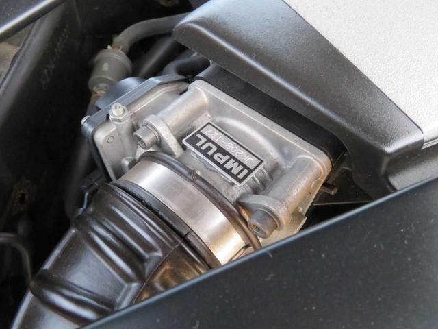 フェアレディＺ ロードスターバージョンＳＴ　電動オープン　ボルドー幌　コンビレザー　ＰＷシート　シートヒーター＋クーラー　シャレン２０ＡＷ　キャリパー　２本出マフラー　ＬＥＤテール　ＨＩＤ　デジタルミラー　３連メーター　ナビ　ＢＯＳＥサウンド（34枚目）