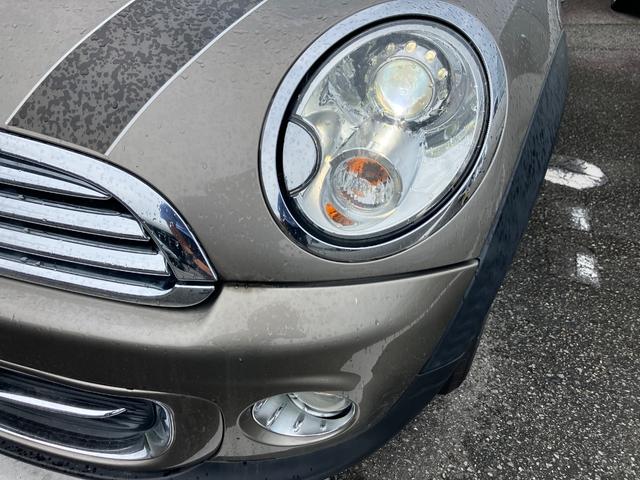 ＭＩＮＩ クーパー　ＥＴＣ　ナビ　アルミホイール　キーレスエントリー　ＡＴ　盗難防止システム　ＡＢＳ　ＣＤ　ミュージックプレイヤー接続可　エアコン　パワーステアリング　パワーウィンドウ（16枚目）