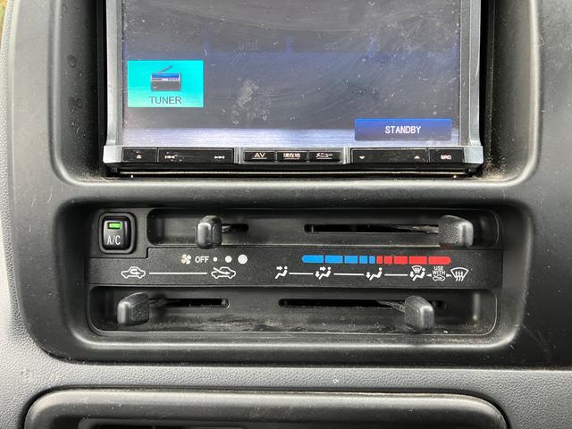 ハイゼットカーゴ スペシャルクリーン 4WD オートマ車 ドライブレコーダー ナビ バックカメラ エアコン パワステ パワーウインドウ 集中ドアロック タコグラフ フォグランプ(6枚目)