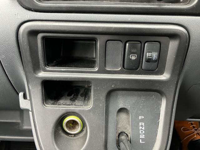 ハイゼットカーゴ スペシャルクリーン 4WD オートマ車 ドライブレコーダー ナビ バックカメラ エアコン パワステ パワーウインドウ 集中ドアロック タコグラフ フォグランプ(7枚目)