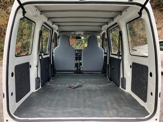 ハイゼットカーゴ スペシャルクリーン 4WD オートマ車 ドライブレコーダー ナビ バックカメラ エアコン パワステ パワーウインドウ 集中ドアロック タコグラフ フォグランプ(18枚目)