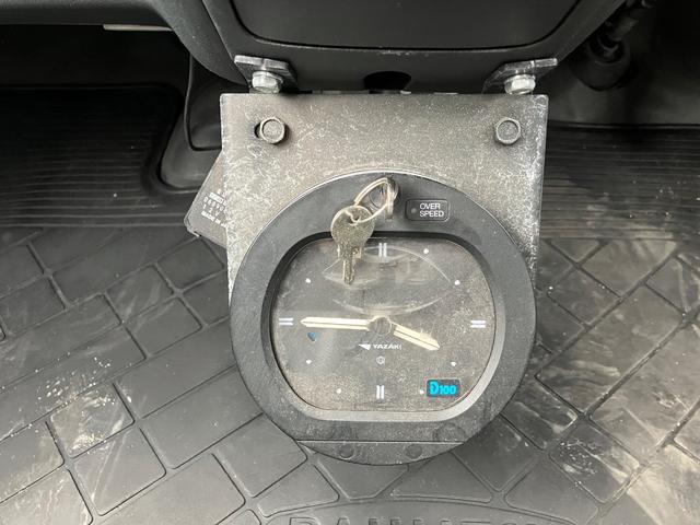 ハイゼットカーゴ スペシャルクリーン 4WD オートマ車 ドライブレコーダー ナビ バックカメラ エアコン パワステ パワーウインドウ 集中ドアロック タコグラフ フォグランプ(25枚目)