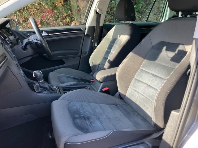 ゴルフヴァリアント ＴＳＩハイラインブルーモーションテクノロジー　ワンオーナー　ドライブレコーダー　ＤＳＲＣ　純正ナビ　ＴＶ　ＤＶＤ　ＢＴオーディオ　バックカメラ　クリアランスソナー　クルーズコントロール　オートライト　ＨＩＤ　スマートキー（23枚目）