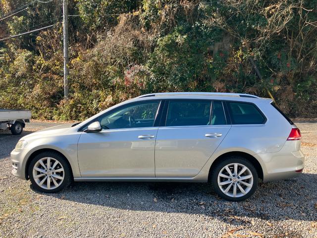 ゴルフヴァリアント ＴＳＩハイラインブルーモーションテクノロジー　ワンオーナー　ドライブレコーダー　ＤＳＲＣ　純正ナビ　ＴＶ　ＤＶＤ　ＢＴオーディオ　バックカメラ　クリアランスソナー　クルーズコントロール　オートライト　ＨＩＤ　スマートキー（35枚目）